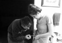 Tâm thư xúc động của mẹ 3 con gửi đến ’12 đứa con không bao giờ biết mặt’